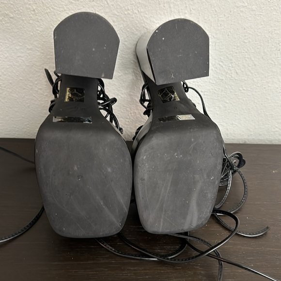 Jeffrey Campbell Lace Up Platforms - Picture 6 of 9